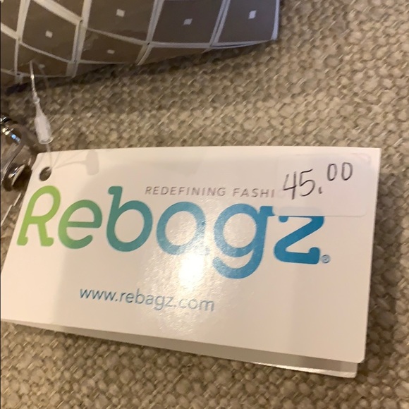 Rebagz Wristlet  9” x 4.5” Half the Sky Designs Recycled Bags - Picture 4 of 6